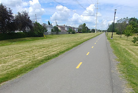 asphalte piste cyclable Lasalle