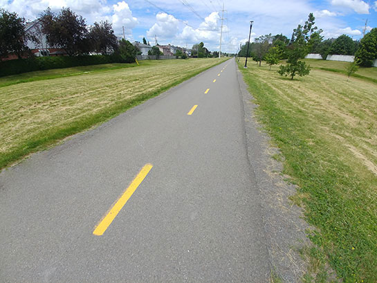 asphalte piste cyclable Longueuil