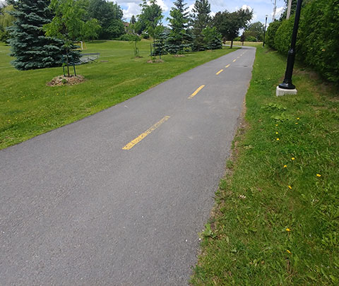asphalte piste cyclable Outremont
