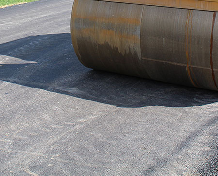 Pavage et construction de rue Carignan