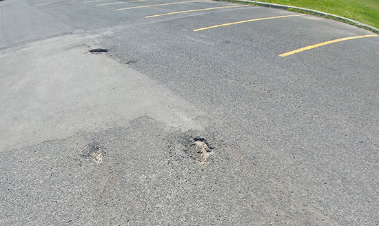 Réparation nids de poule et fissures Anjou