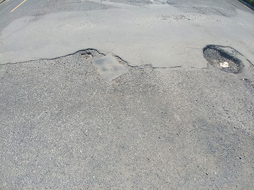 Réparation nids de poule et fissures Terrebonne